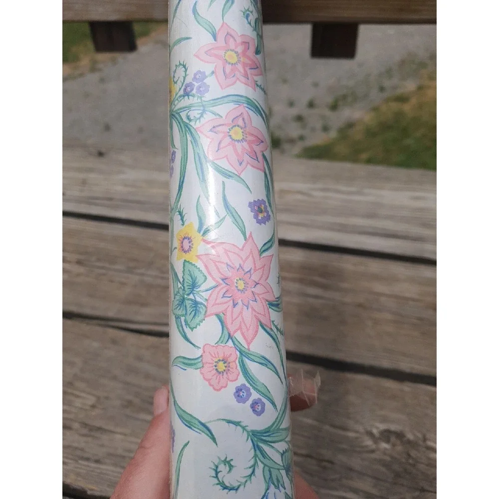 Vintage Magic Cover Pastel Floral Self-Adhesive Vinyl 8 Yds X 18